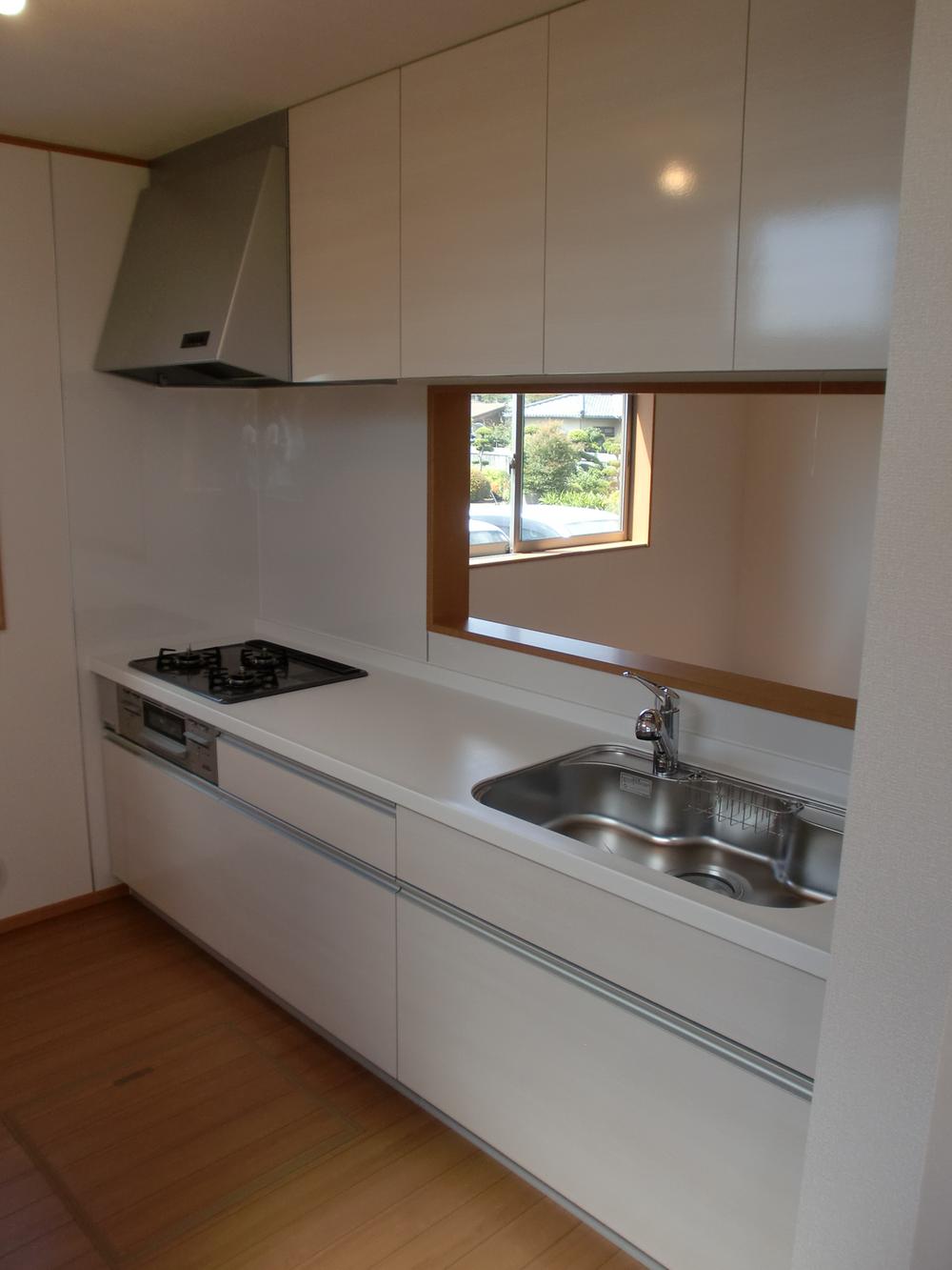 Same specifications photo (kitchen). Kitchen image