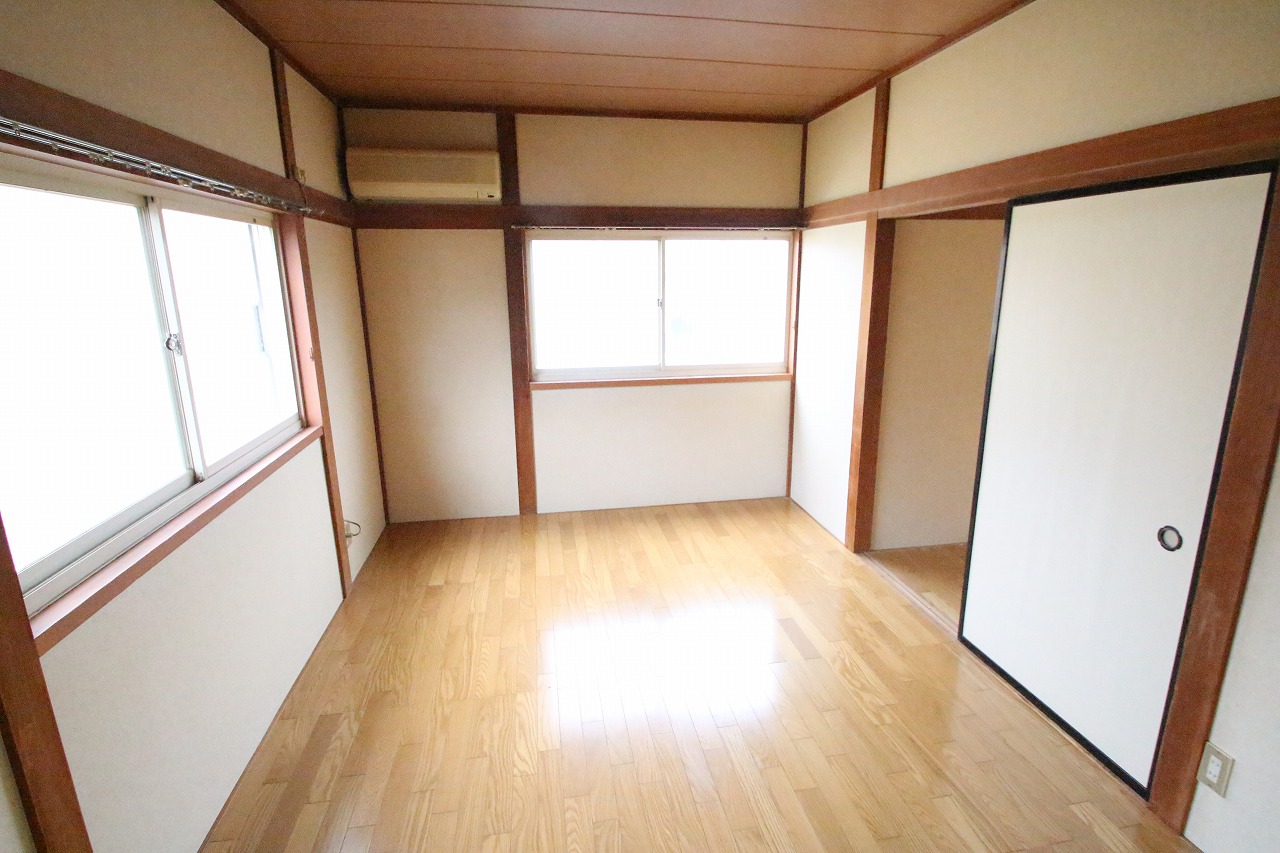 Living and room