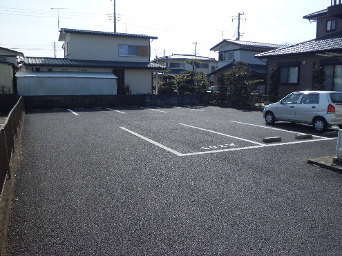 Parking lot