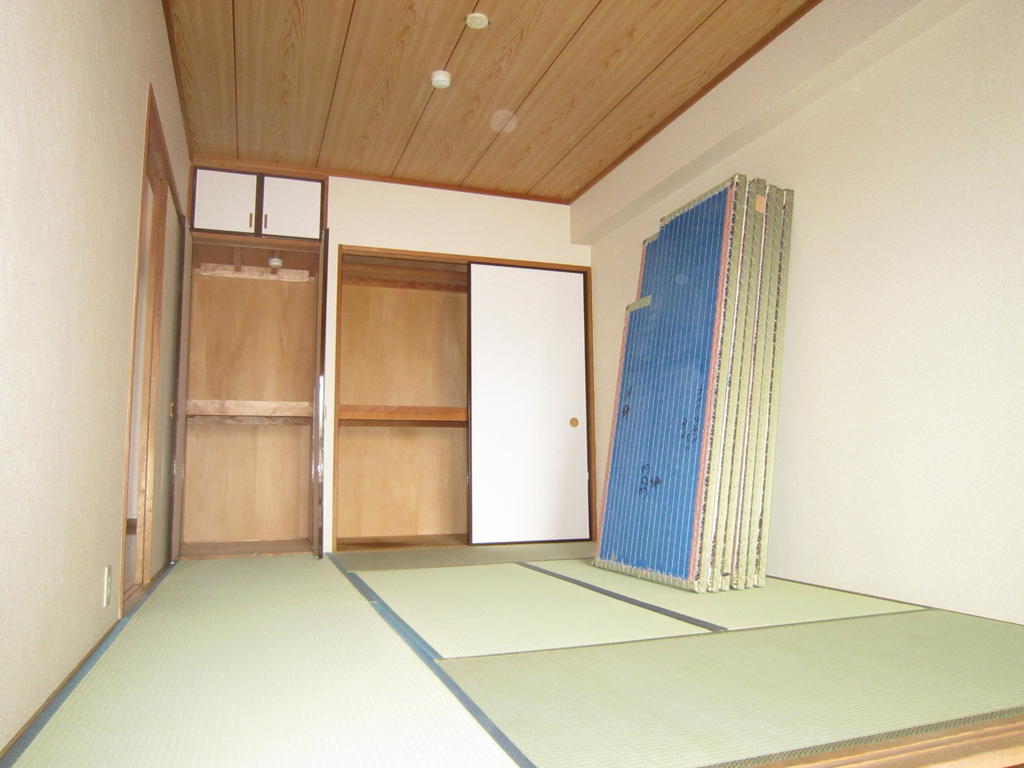 Other room space. Japanese-style room ・ Receipt