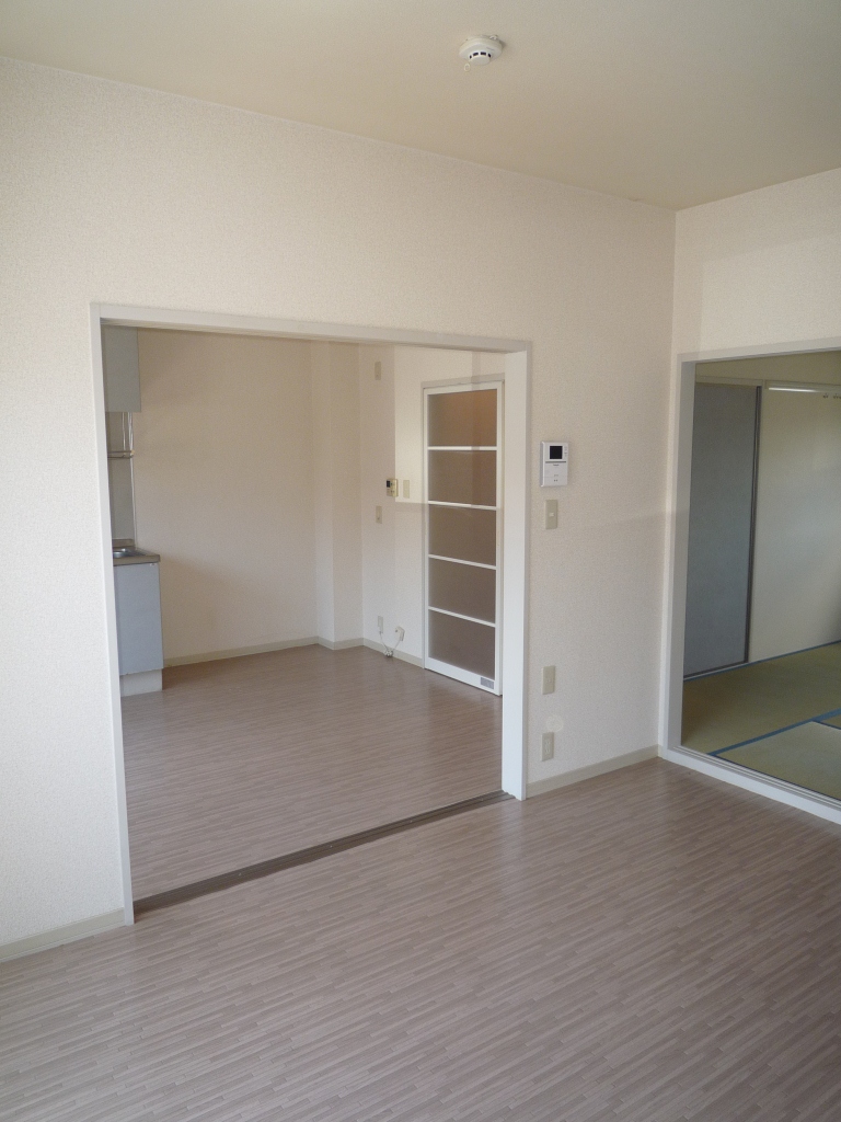 Living and room