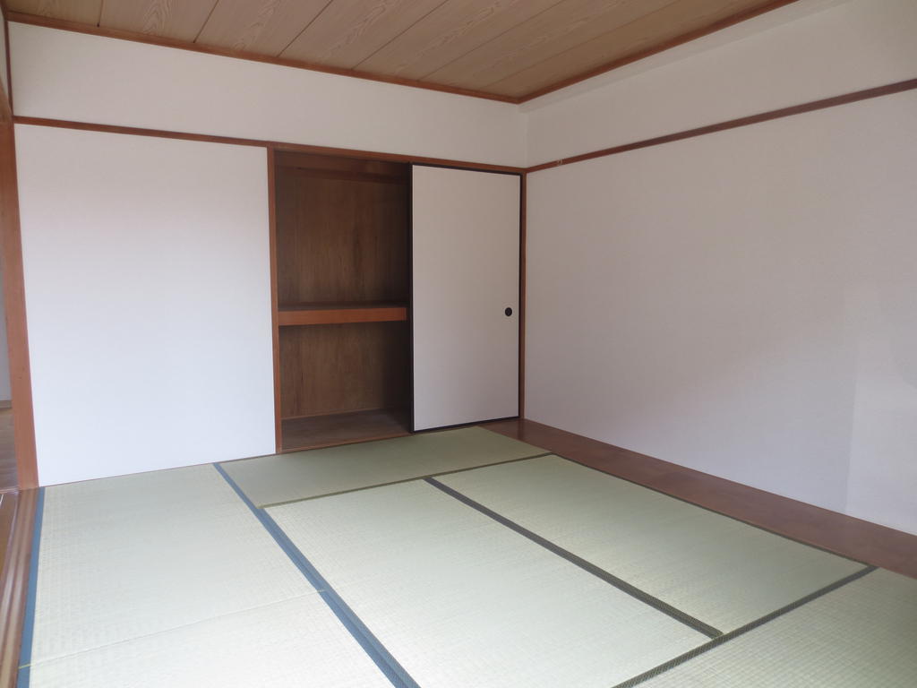 Other room space. Japanese-style room ・ Receipt