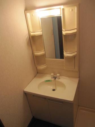 Other Equipment. Wash basin