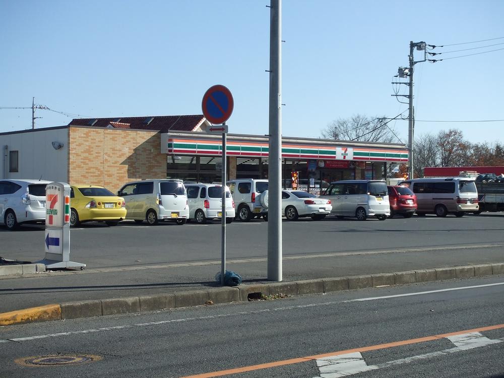 Convenience store. Seven-Eleven to Hongodai shop 200m