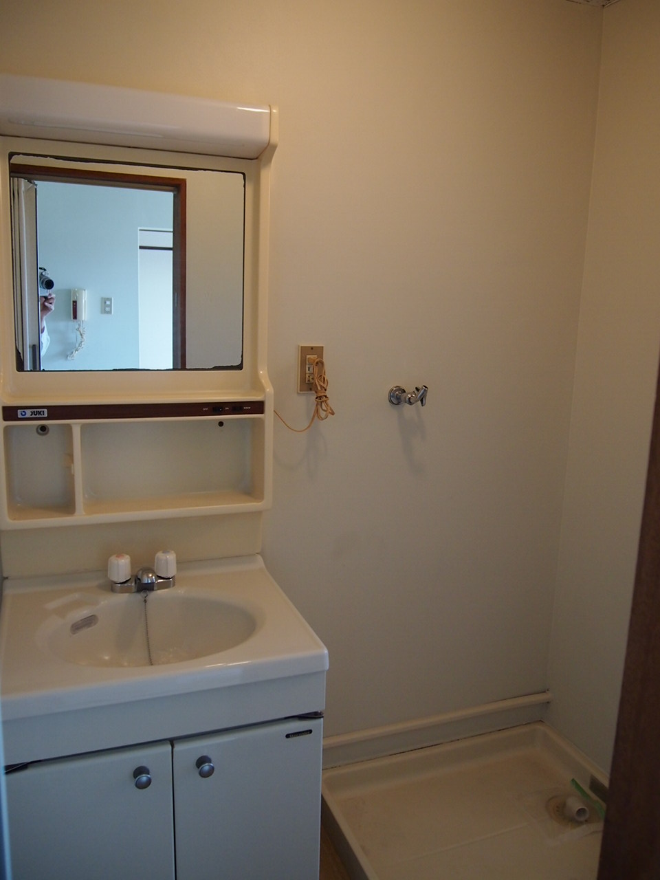 Washroom. Indoor Laundry Storage