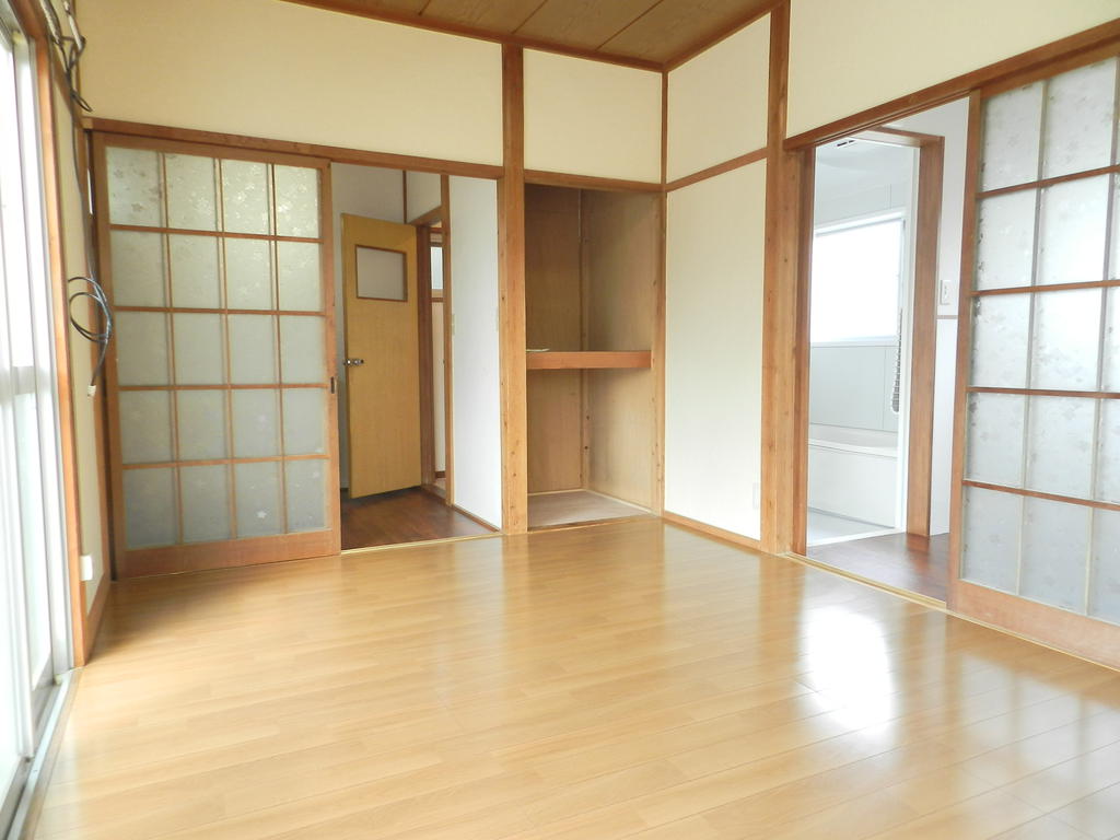 Living and room