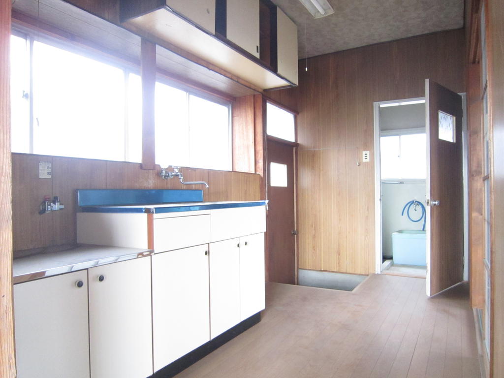 Kitchen. kitchen ・ With window