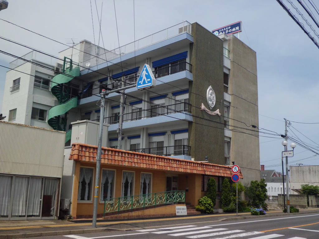 Hospital. Hitachinaka mother and child hospital (hospital) to 1077m