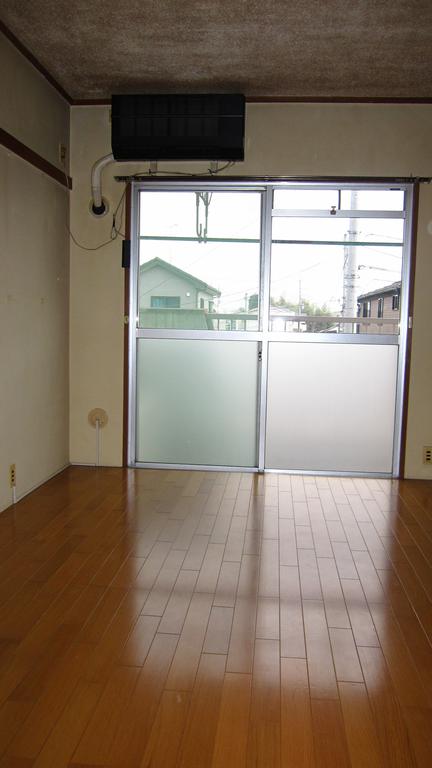 Living and room