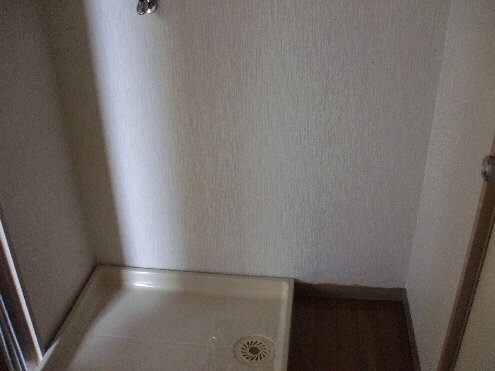 Other Equipment. Indoor laundry location
