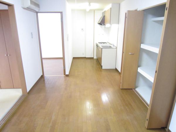 Kitchen. Living