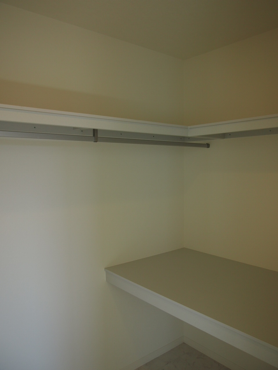 Receipt. Walk-in closet