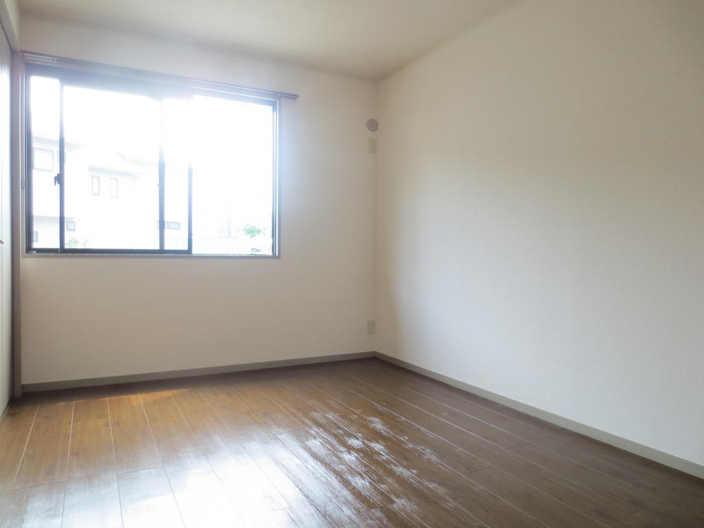 Other room space. Western-style 6 Pledge