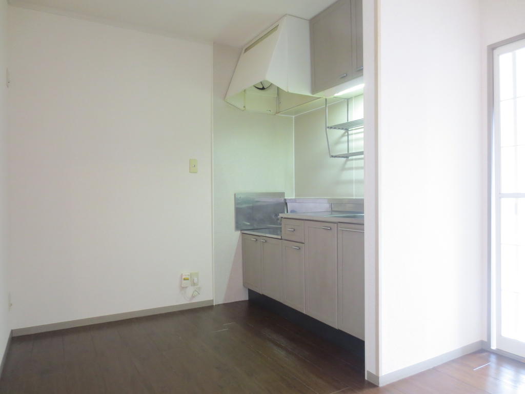 Living and room. DK6 Pledge