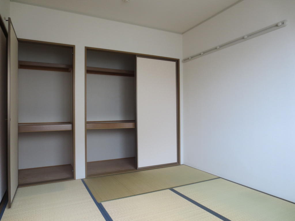 Other room space. Japanese-style room ・ Receipt