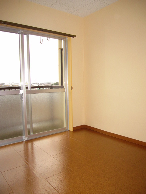 Other room space