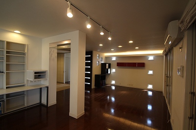 Living and room. Stylish downlight! ! 