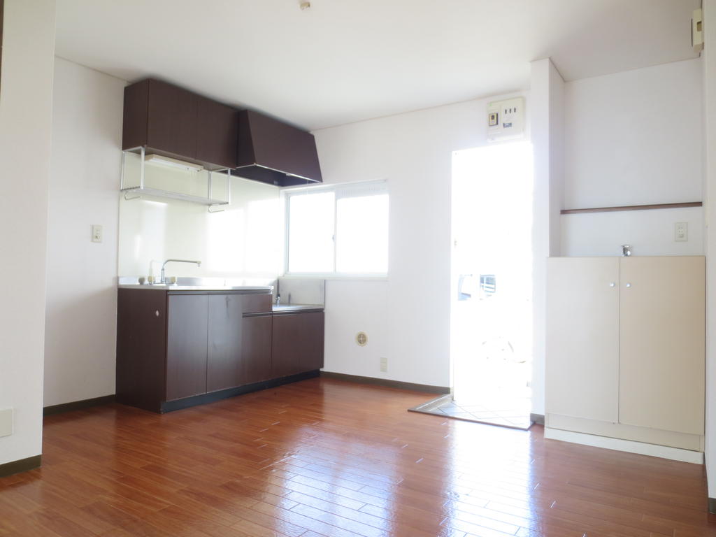 Living and room. DK7 Pledge
