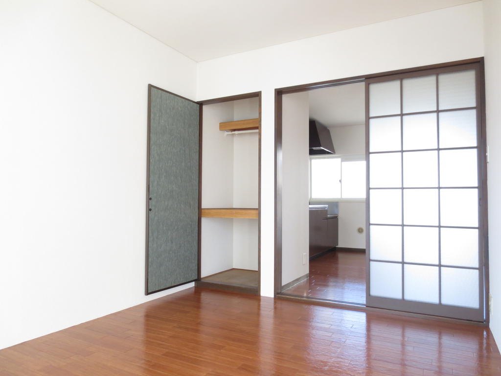 Other room space. Western style room ・ Receipt