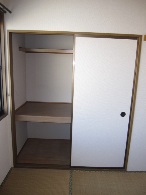 Receipt. Armoire