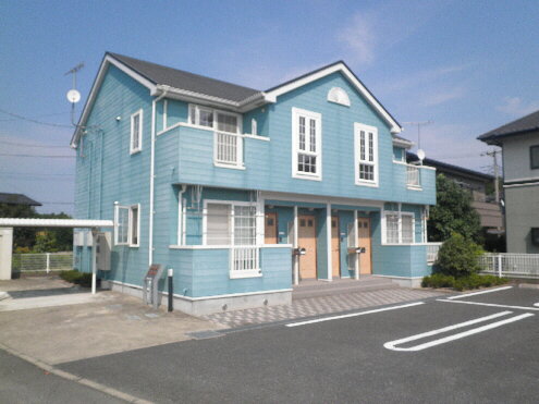 Building appearance. It comes with bicycle parking