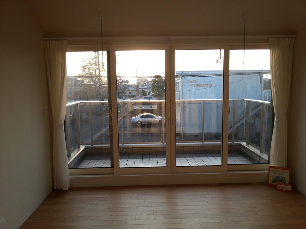 Non-living room. 2F Master Bedroom is good per yang.
