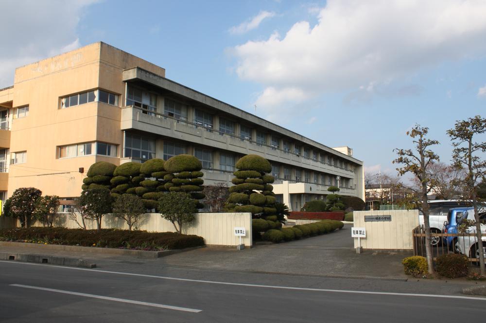 Primary school. Tabiko until elementary school 390m