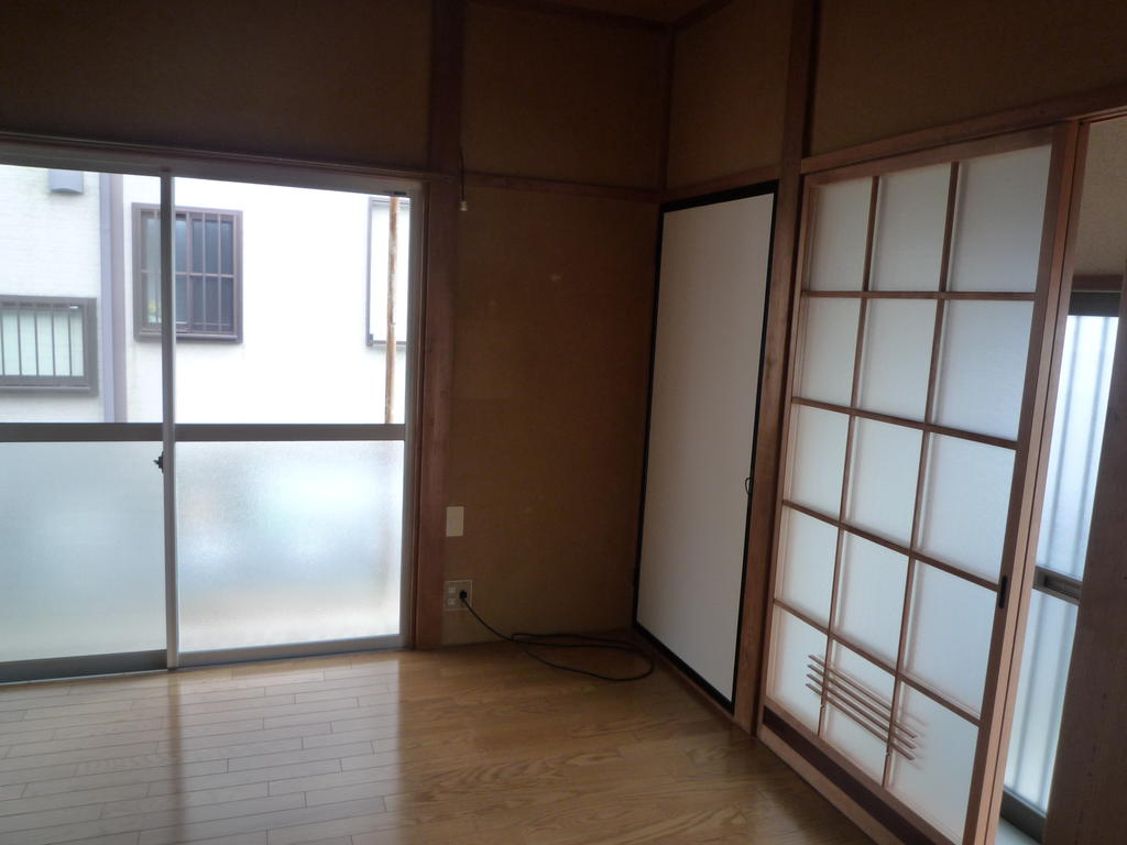 Living and room