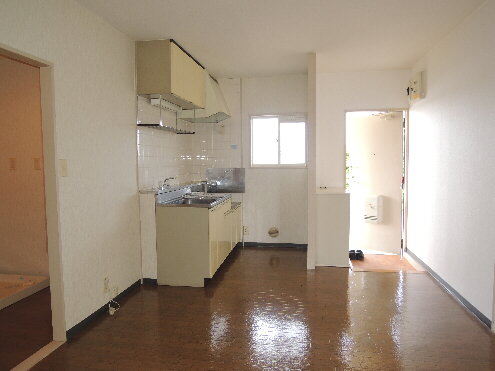 Living and room