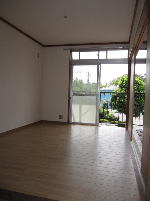 Living and room