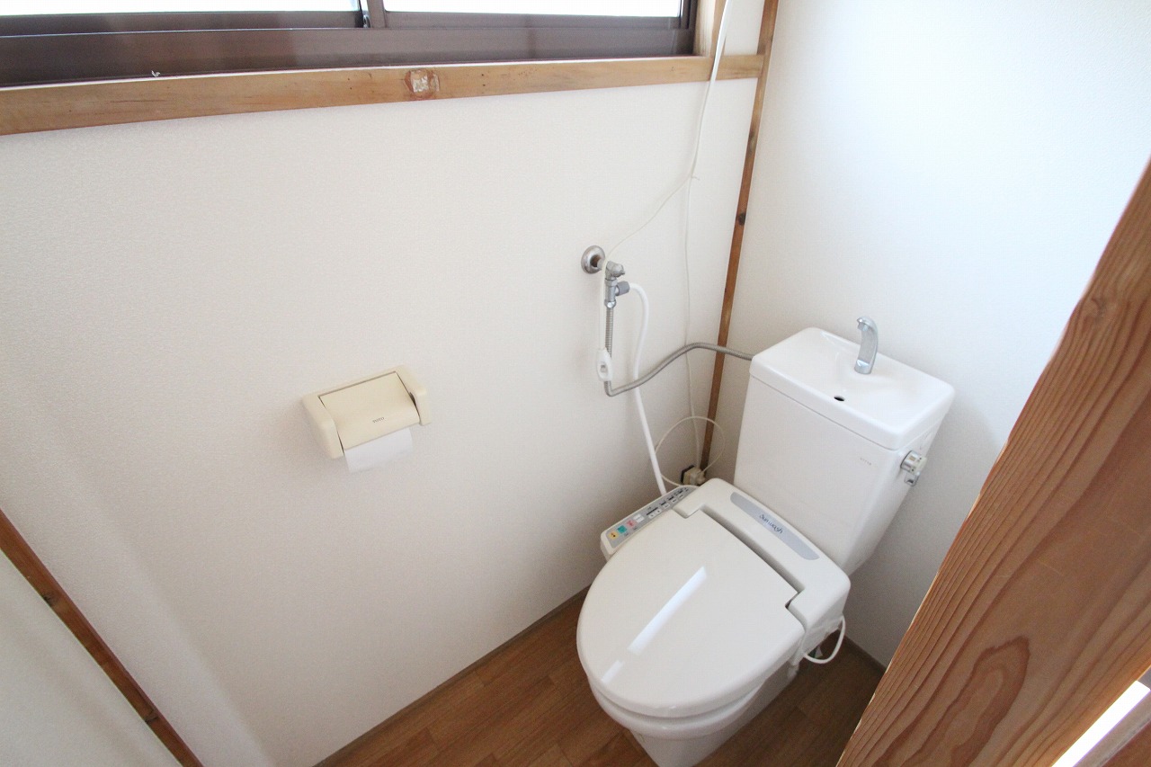 Toilet