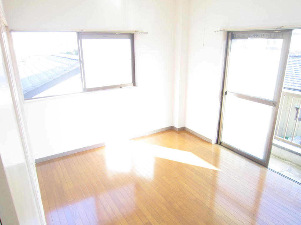 Other. Two-sided lighting