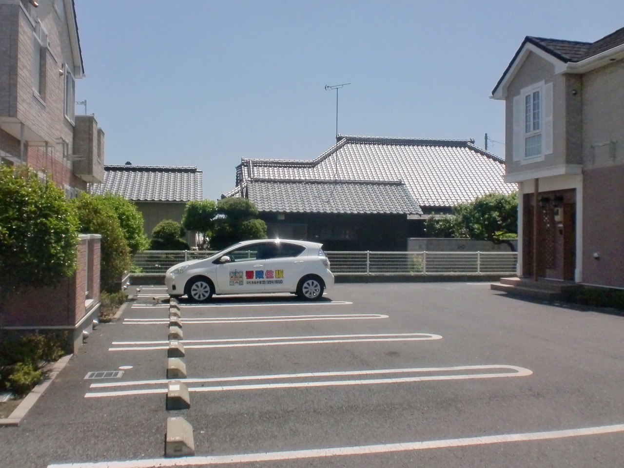 Parking lot