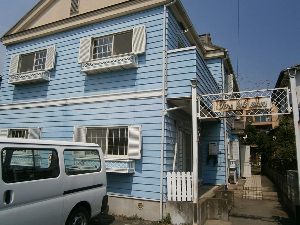 Local appearance photo