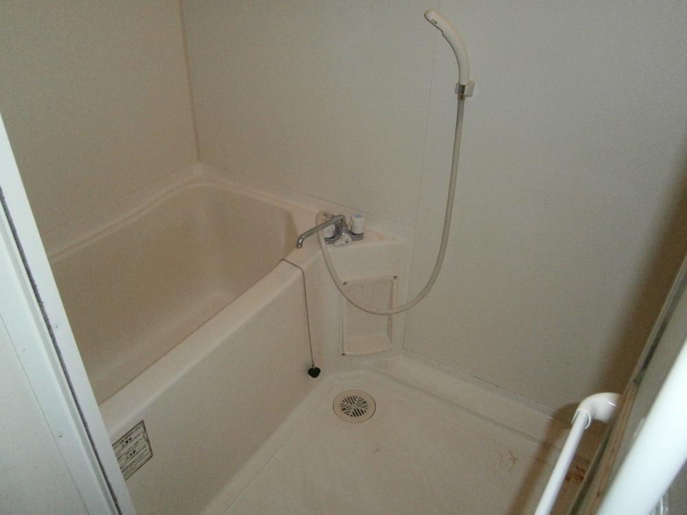 Bathroom. 201