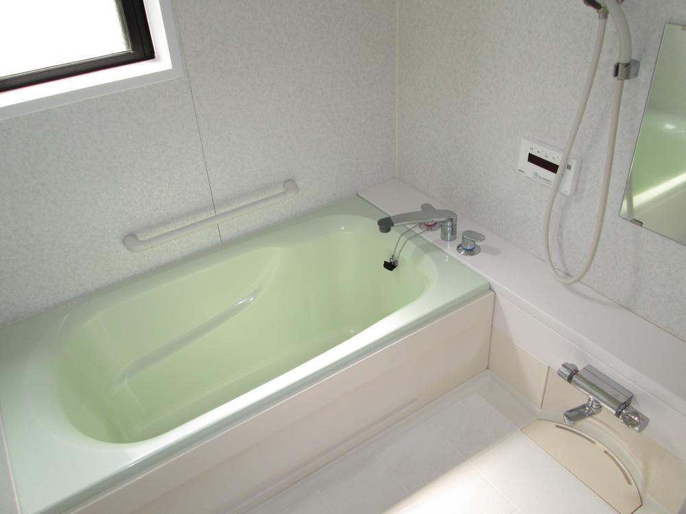Bathroom. Indoor (07 May 2013) Shooting