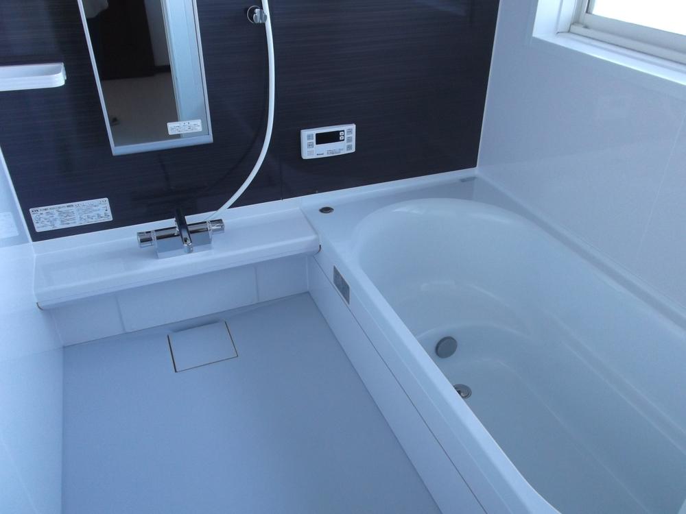 Bathroom. Tub is replaced..