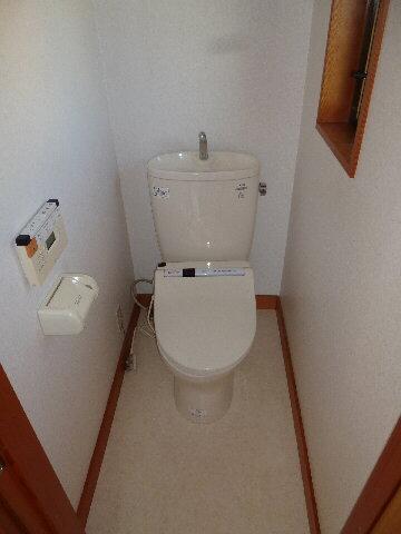 Toilet. 2F toilet (May 2013) Shooting