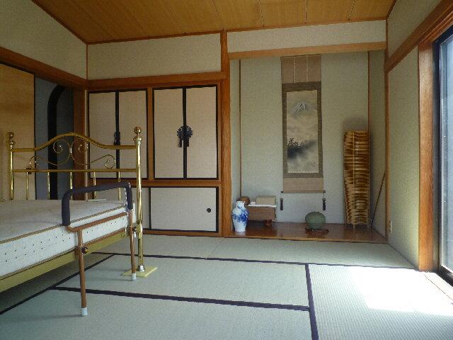 Non-living room