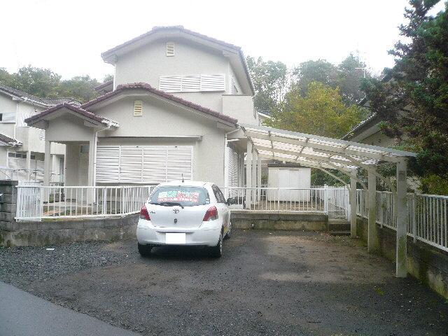 Parking lot
