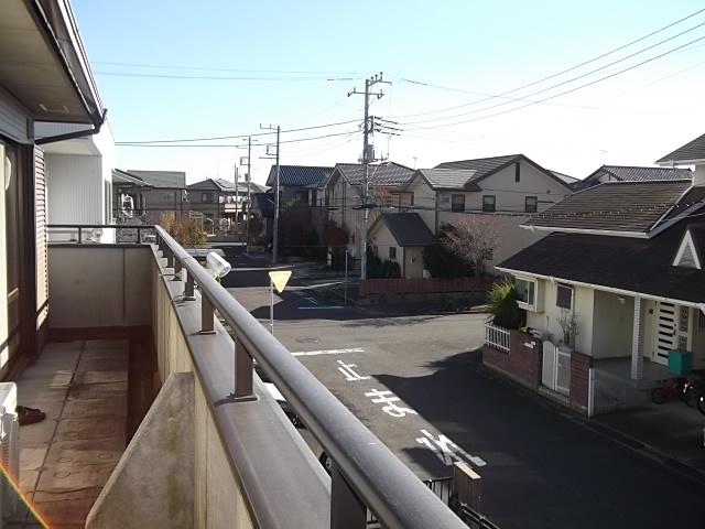 View photos from the dwelling unit. View from the site (November 2013) Shooting