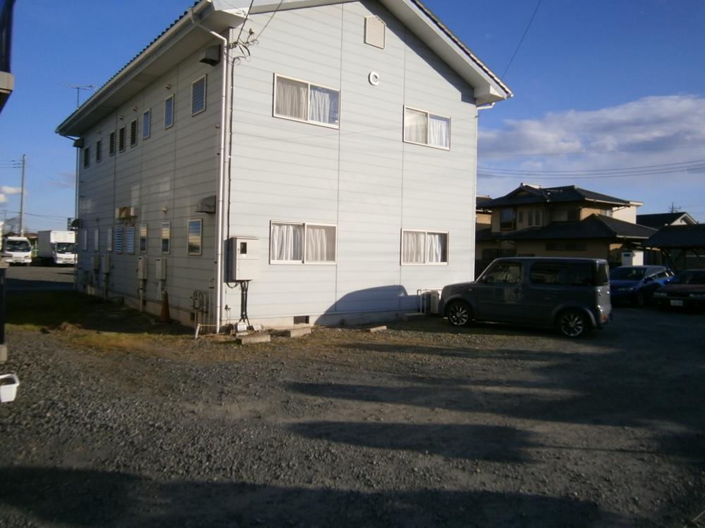 Local appearance photo. Building C of the two-story