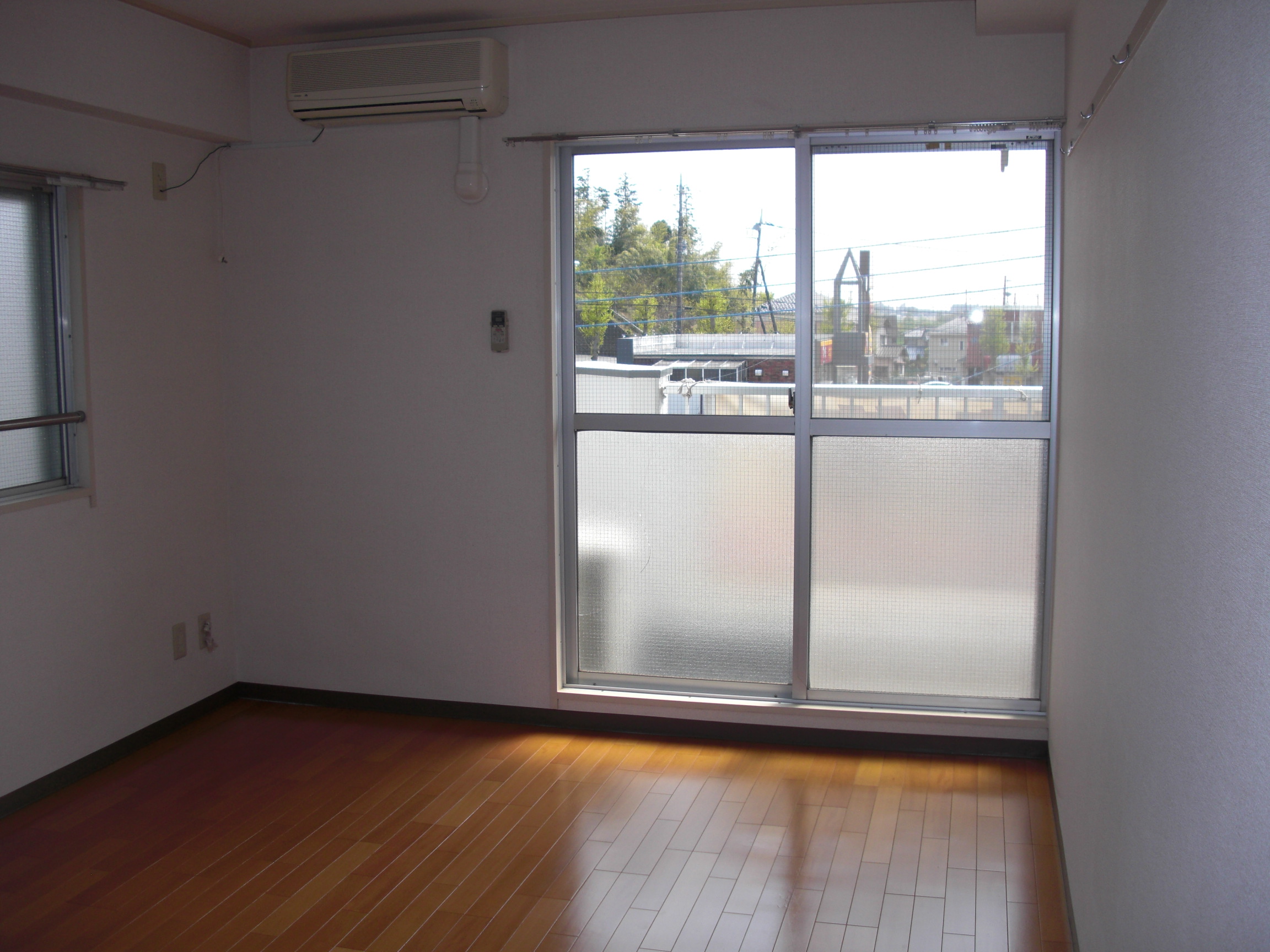 Living and room. Western-style 3 Air conditioning ・ Storage room