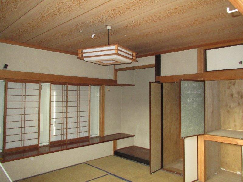 Non-living room. 1F 8-mat Japanese-style room