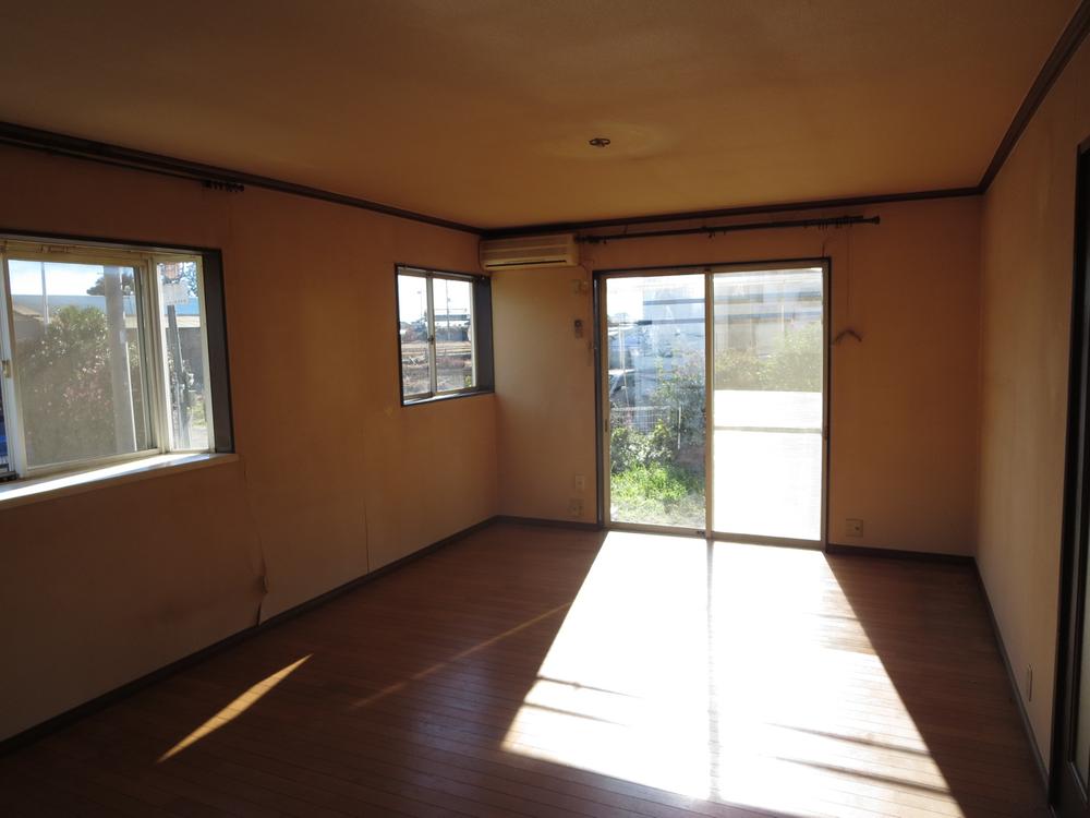 Living. It will be renovation before the living. 