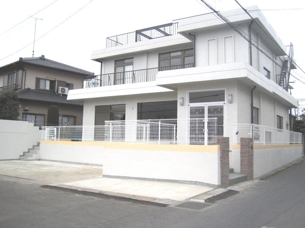 Local appearance photo
