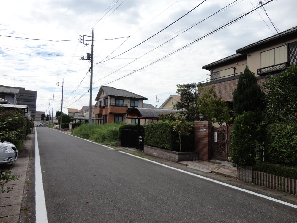 Other local. Frontal road