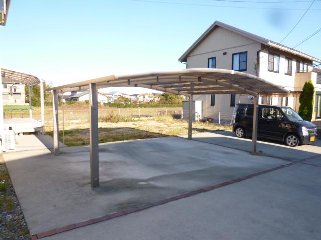 Parking lot