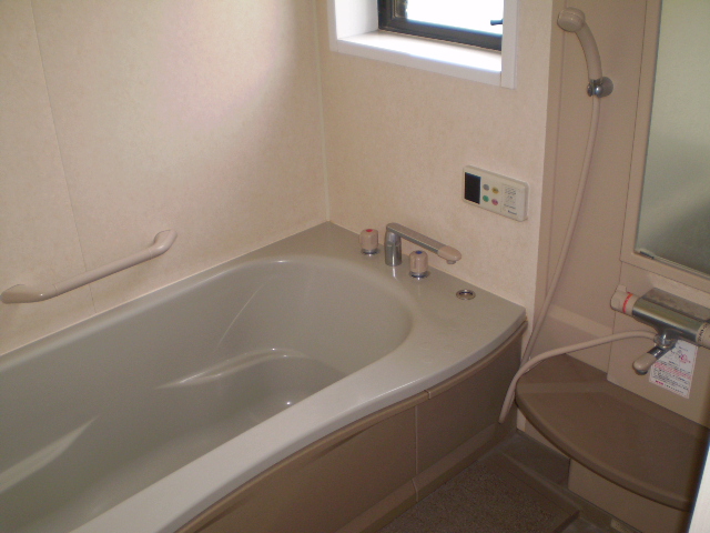 Bath. 1 square meters of bathroom