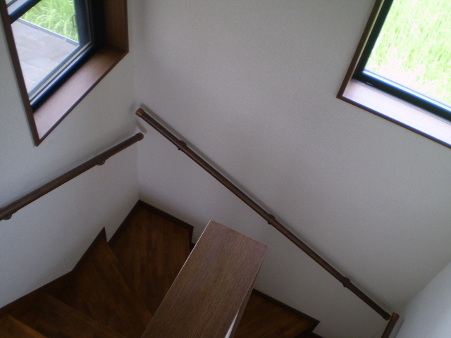 Other room space. Windows are many bright stairs !!